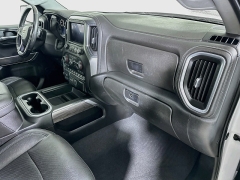 Used 2019  Chevrolet Silverado 1500 4WD Crew Cab LTZ at Graham Auto Mall near Mansfield&comma; OH