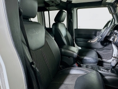 Used 2016  Jeep Wrangler Unlimited 4d Convertible Sahara 75th Anniversary at Dutro Auto near Zanesville&comma; OH