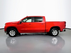 Used 2025  Chevrolet Silverado 1500 4WD Crew Cab 147" LT w&sol;1LT at Graham Auto Mall near Mansfield&comma; OH