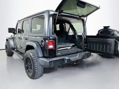 Used 2019  Jeep Wrangler Unlimited 4d SUV 4WD Sport at Dutro Auto near Zanesville&comma; OH