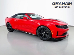 Used 2022  Chevrolet Camaro 2dr Conv LT1 at Dutro Auto near Zanesville&comma; OH
