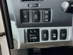 Used 2013  Toyota Tacoma 4WD Access Cab V6 Auto at Dutro Auto near Zanesville&comma; OH