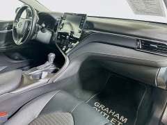 Used 2022  Toyota Camry SE Auto at Graham Auto Mall near Mansfield, OH