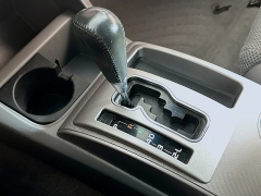 Used 2011  Toyota Tacoma 4WD Double Cab Short Bed Auto at Dutro Auto near Zanesville&comma; OH