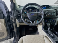 Used 2017  Ford Escape 4d SUV FWD SE at Dutro Auto near Zanesville, OH