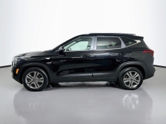 Used 2021  Kia Seltos 4d SUV AWD S at Graham Auto Mall near Mansfield&comma; OH