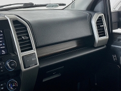 Used 2017  Ford F-150 4WD SuperCab Lariat at Dutro Auto near Zanesville&comma; OH