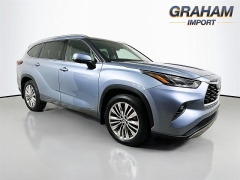 Used 2024  Toyota Highlander Hybrid Platinum AWD at Graham Auto Mall near Mansfield&comma; OH