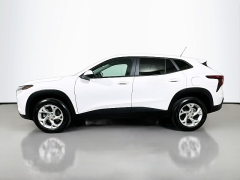 Used 2024  Chevrolet Trax FWD 4dr LS at Dutro Auto near Zanesville&comma; OH
