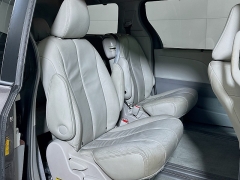 Used 2014 Toyota Sienna 4d Wagon XLE w/Auto Access Seat at Dutro Auto near Zanesville, OH