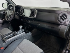 Used 2023  Toyota Tacoma 4WD TRD Off Road Double Cab 5ft Bed V6 AT at Dutro Auto near Zanesville&comma; OH