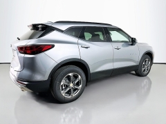 New 2025  Chevrolet Blazer FWD 4dr LT w/2LT at Graham Auto Mall near Mansfield, OH