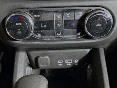Used 2022  Chevrolet Trailblazer FWD 4dr LT at Graham Auto Mall near Mansfield&comma; OH