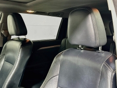 Used 2016  Toyota Highlander 4d SUV AWD XLE at Dutro Auto near Zanesville&comma; OH