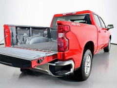 Used 2025  Chevrolet Silverado 1500 4WD Crew Cab 147" LT w&sol;1LT at Graham Auto Mall near Mansfield&comma; OH
