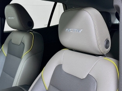 New 2026  Chevrolet Trax FWD 4dr ACTIV at Dutro Auto near Zanesville&comma; OH