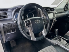 Used 2016  Toyota 4Runner 4d SUV RWD SR5 at Dutro Auto near Zanesville, OH