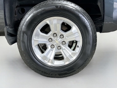 Used 2019  Chevrolet Silverado 1500 Legacy 4WD Double Cab LT All Star Edition at Dutro Auto near Zanesville&comma; OH