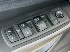 Used 2019  Jeep Cherokee 4d SUV 4WD Limited 3&period;2L at Dutro Auto near Zanesville&comma; OH