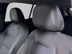Used 2024  Chevrolet Trax FWD 4dr LT at Graham Auto Mall near Mansfield&comma; OH