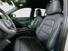 New 2027  Chevrolet Equinox FWD 4dr LT w&sol;1LT at Graham Auto Mall near Mansfield&comma; OH