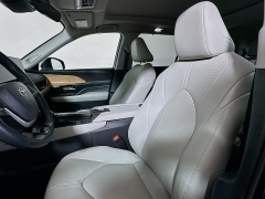 Used 2024  Toyota Grand Highlander Limited AWD at Dutro Auto near Zanesville&comma; OH