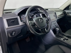 Used 2019  Volkswagen Atlas 4d SUV 3&period;6L SE Technology 4motion at Dutro Auto near Zanesville&comma; OH