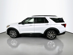 New 2026  Ford Explorer ST-Line 4WD at Dutro Auto near Zanesville&comma; OH