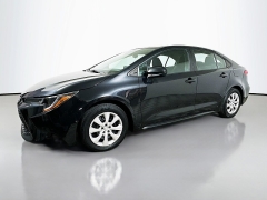 Used 2022  Toyota Corolla LE CVT at Graham Auto Mall near Mansfield, OH
