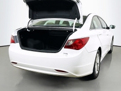 Used 2013  Hyundai Sonata 4d Sedan GLS at Dutro Auto near Zanesville, OH