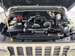 Used 2020  Jeep Gladiator Crew Cab Sport S at Dutro Auto near Zanesville&comma; OH