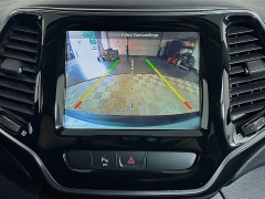 Used 2019  Jeep Cherokee 4d SUV 4WD Limited 3&period;2L at Dutro Auto near Zanesville&comma; OH