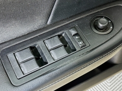 Used 2013  Dodge Avenger 4d Sedan SE V6 at Dutro Auto near Zanesville&comma; OH