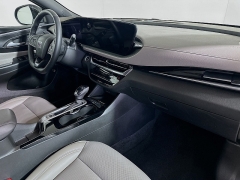 Used 2024  Buick Envista FWD 4dr Avenir at Dutro Auto near Zanesville&comma; OH