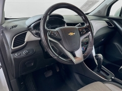 Used 2020  Chevrolet Trax 4d SUV FWD LT at Dutro Auto near Zanesville&comma; OH