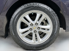 Used 2016  Chevrolet Cruze 4d Sedan LT Auto at Dutro Auto near Zanesville&comma; OH