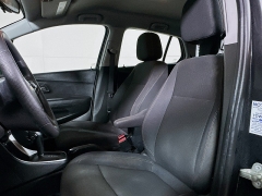 Used 2018  Chevrolet Trax 4d SUV FWD LS at Graham Auto Mall near Mansfield&comma; OH