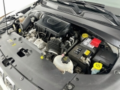 Used 2024  Jeep Compass Latitude 4x4 at Graham Auto Mall near Mansfield&comma; OH