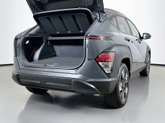 Used 2024  Hyundai Kona SEL FWD at Dutro Auto near Zanesville&comma; OH