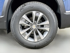 New 2027  Chevrolet Equinox AWD 4dr LT w&sol;2LT at Dutro Auto near Zanesville&comma; OH