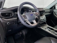 Used 2023  Ford Explorer XLT 4WD at Dutro Auto near Zanesville&comma; OH