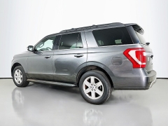 Used 2019  Ford Expedition 4d SUV 4WD XLT at Dutro Auto near Zanesville, OH