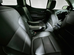 Used 2021  GMC Acadia AWD 4dr SLT at Dutro Auto near Zanesville&comma; OH