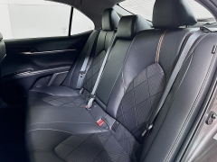 Used 2019  Toyota Camry 4d Sedan XLE at Graham Auto Mall near Mansfield&comma; OH