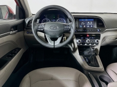 Used 2020  Hyundai Elantra 4d Sedan SEL at Dutro Auto near Zanesville, OH