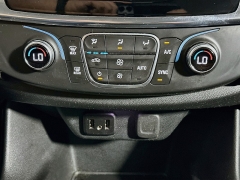 Used 2020  Chevrolet Traverse 4d SUV FWD LS w&sol;1LS at Dutro Auto near Zanesville&comma; OH