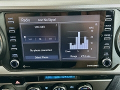 Used 2021  Toyota Tacoma 4WD SR5 Double Cab 6ft Bed V6 AT at Graham Auto Mall near Mansfield&comma; OH