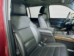 Used 2019  GMC Yukon XL 4d SUV 4WD Denali at Dutro Auto near Zanesville&comma; OH