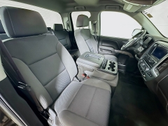 Used 2017  Chevrolet Silverado 1500 4WD Double Cab LT Z71 at Dutro Auto near Zanesville&comma; OH