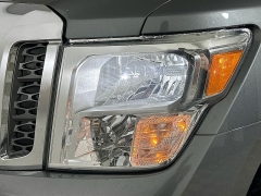 Used 2017  Nissan Titan 4WD Crew Cab SV at Dutro Auto near Zanesville&comma; OH